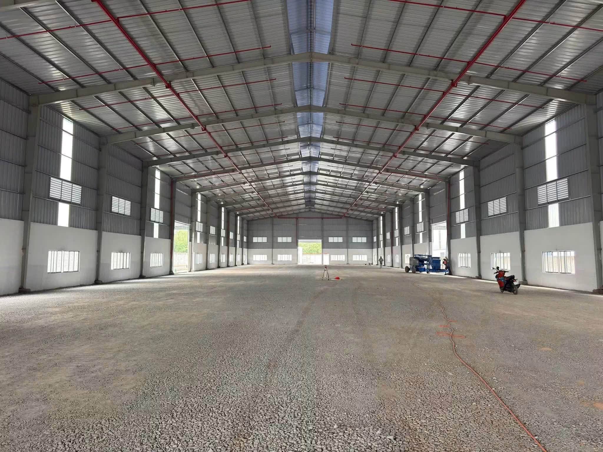 Đánh Giá An Toàn & Gia Cố Kết Cấu Nhà Xưởng Khi Lắp Đặt, Nâng Tải Trọng Cầu Trục (Crane)